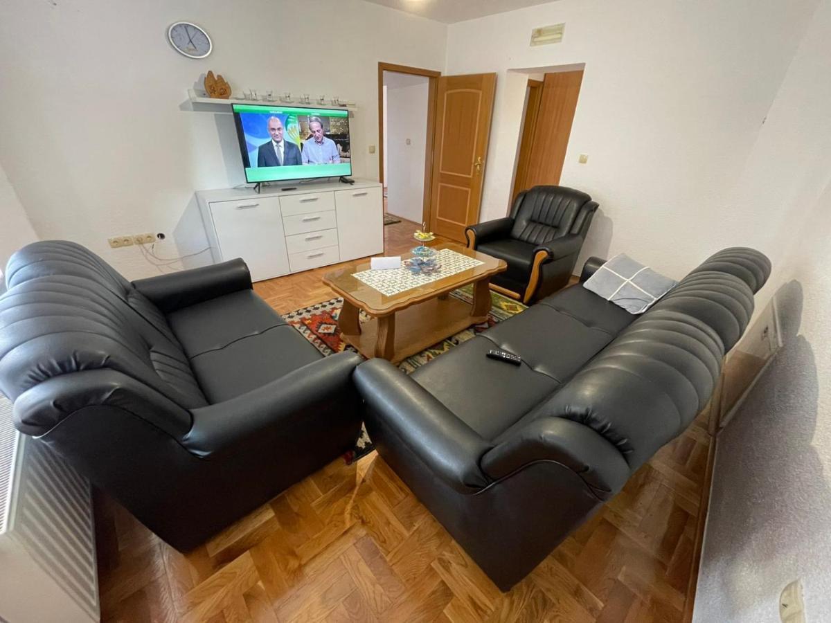 Apartman Green Apartment Ливно Екстериор снимка